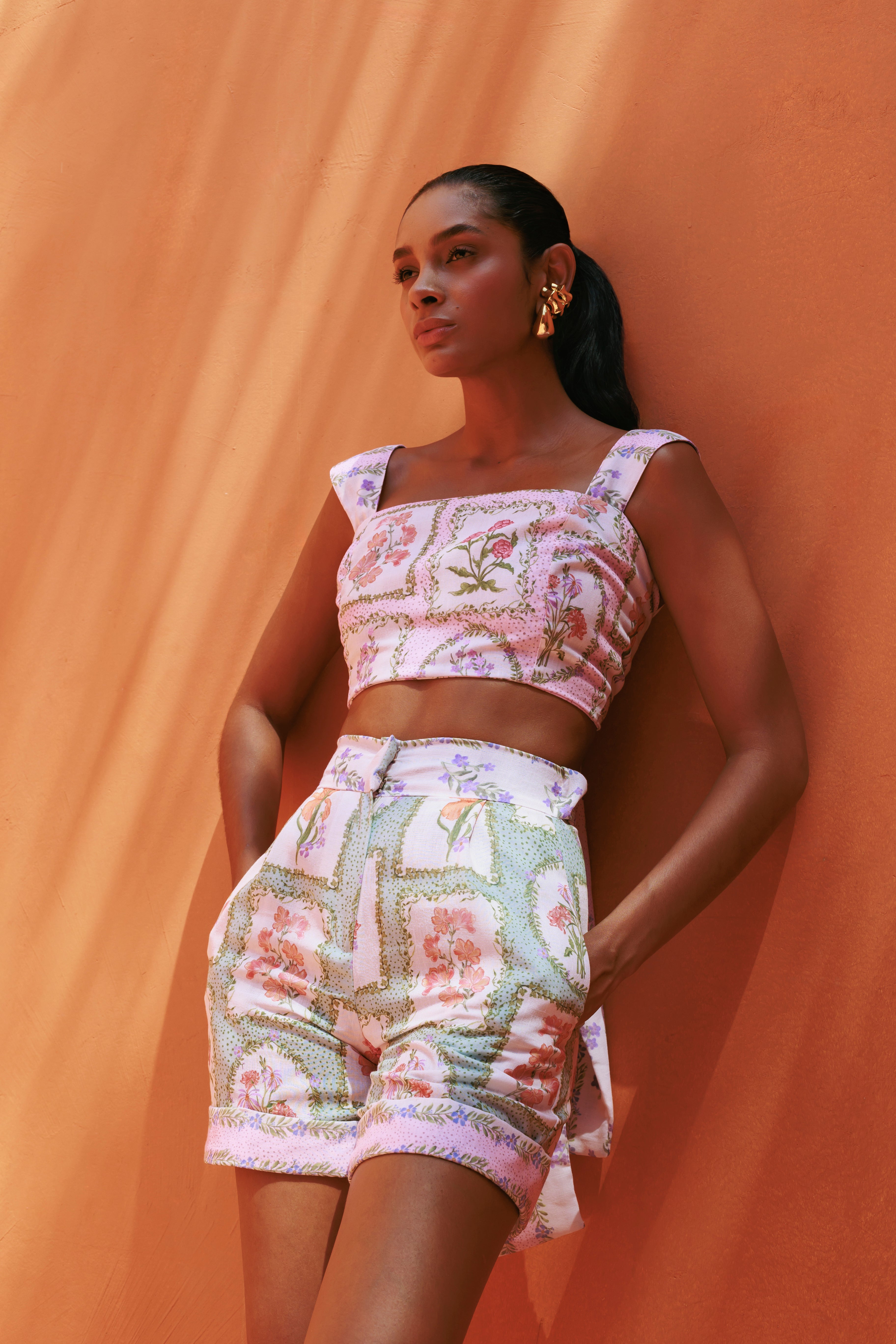 ANA SHORT